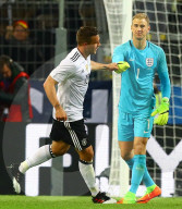 NEWS - Fussballstar Lukas Podolski verabschiedet sich von der deutschen National-Elf