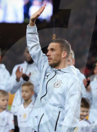 NEWS - Fussballstar Lukas Podolski verabschiedet sich von der deutschen National-Elf