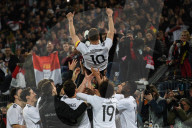 NEWS - Fussballstar Lukas Podolski verabschiedet sich von der deutschen National-Elf