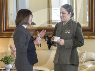 NEWS - Washington: Second Lady Karen Pence empfängt Frauen aus dem Armeedienst