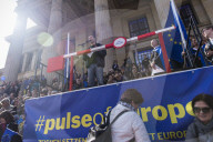 PEOPLE - March of Europe: In Berlin demonstrieren 4000 Menschen fÃ¼r Europa