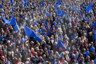 PEOPLE - March of Europe: In Berlin demonstrieren 4000 Menschen für Europa