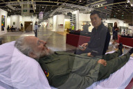 FEATURE - Fidel Castro und allerlei Kurioses an der ART BASEL in Hongkong