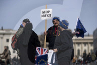 PEOPLE - March of Europe: In Berlin demonstrieren 4000 Menschen für Europa