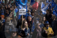 PEOPLE - March of Europe: In Berlin demonstrieren 4000 Menschen für Europa