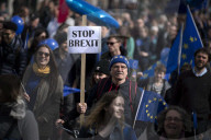 PEOPLE - March of Europe: In Berlin demonstrieren 4000 Menschen für Europa