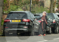 EXKLUSIV - Lily Allen bummelt in London