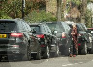 EXKLUSIV - Lily Allen bummelt in London