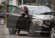 EXKLUSIV - Lily Allen bummelt in London