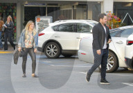 PEOPLE - Gute Stimmung bei Hilary Duff und mike Comrie in Beverly Hills