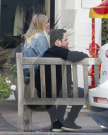 PEOPLE - Gute Stimmung bei Hilary Duff und mike Comrie in Beverly Hills