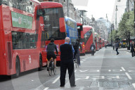 NEWS - Nach Bus Kollision ist die Oxford Street geschlossen