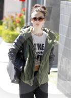 PEOPLE - Lily Collins auf dem Weg in den Beauty Salon