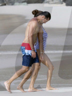PEOPLE - David Charvet und Brooke Burke geniessen mit den Kids die Ferien auf St.Barts