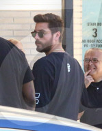 PEOPLE - Tyga und Scott Disick gehen einkaufen bei Barneys