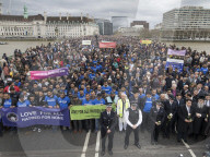 NEWS - London: Gedenken an die Opfer der Terrorattacke in Westminster