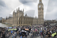 NEWS - London: Gedenken an die Opfer der Terrorattacke in Westminster