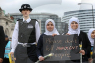 NEWS - London: Gedenken an die Opfer der Terrorattacke in Westminster