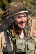 EXKLUSIV - Israelische Soldaten patrouillieren an der libanesischen Grenze