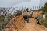 EXKLUSIV - Israelische Soldaten patrouillieren an der libanesischen Grenze