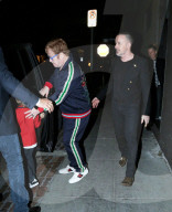 PEOPLE - Elton John und Johnny Depp verlassen Lady Gaga's Geburtstagsparty