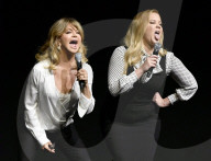 PEOPLE - Goldie Hawn und Amy Schumer machen Comedy