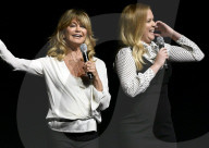 PEOPLE - Goldie Hawn und Amy Schumer machen Comedy