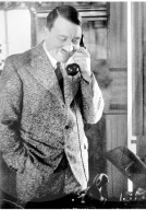 EXKLUSIV - Rare Aufnahmen zeigen Adolf Hitler als sonniges Gemüt in seiner Heimat