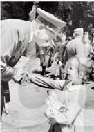 EXKLUSIV - Rare Aufnahmen zeigen Adolf Hitler als sonniges Gemüt in seiner Heimat