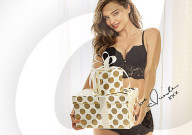 PEOPLE - Miranda Kerr wirbt für Wonderbra