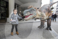 FEATURE - Die Dinosaurier haben London überrannt