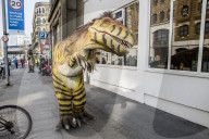 FEATURE - Die Dinosaurier haben London überrannt