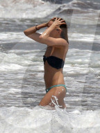 EXKLUSIV - Sienna Miller zeigt Bikini-Figur in Cancun