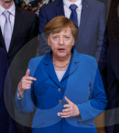 NEWS - Angela Merkel bei der Feier des Jubiläums des deutsch-tschechisch-slowakischen Nachbarschaftsvertrages