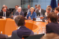 NEWS - Angela Merkel bei der Feier des Jubiläums des deutsch-tschechisch-slowakischen Nachbarschaftsvertrages
