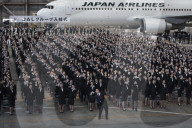 NEWS - Japan: Airline Chef Yoshiharu Ueki begrüsst die neue Crew