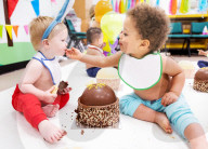 FEATURE - Tortenschlacht für Babies