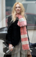 PEOPLE - Fearne Cotton mit Schal in London unterwegs