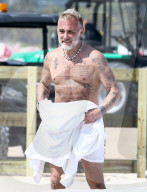 PEOPLE - Socialmedia Star Gianluca Vacchi sonnt sich in Miami