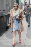 PEOPLE - Hilary Duff auf dem Weg zum Filmset von "Younger"