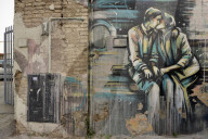 FEATURE - Italien: Wandmalereien in den Strassen von Rom