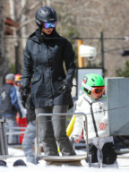 Ivanka Trump & Family Hit The Slopes In Aspen 