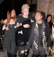 PEOPLE - Shaun Ross feiert Party mit Freunden