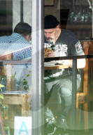 PEOPLE - Joe Manganiello hungrig in West Hollywood