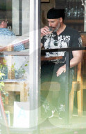 PEOPLE - Joe Manganiello hungrig in West Hollywood