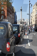 NEWS - London: Taxifahrer demonstrieren gegen "Uber"