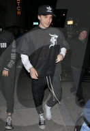 PEOPLE - Freundschaftlicher Schuhtausch: Brooklyn Beckham