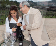 PEOPLE - Eva Longoria degustiert Rioja in Spanien
