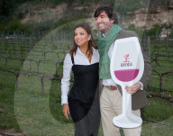 PEOPLE - Eva Longoria degustiert Rioja in Spanien