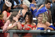 FEATURE - Impressionen vom "Lady's Day" am Pferderennen in Aintree